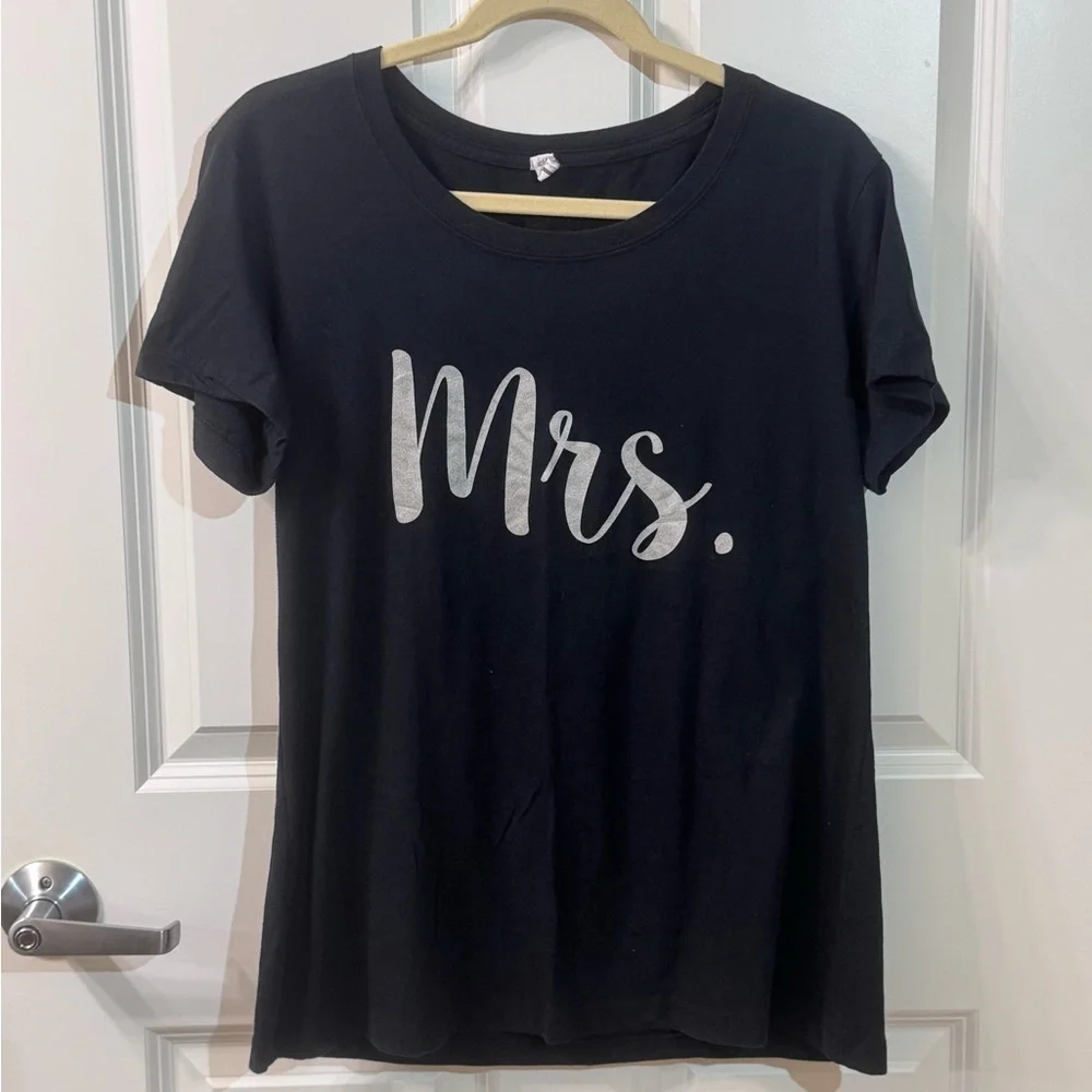 Black 'Mrs.' T-Shirt - Picture 1 of 3